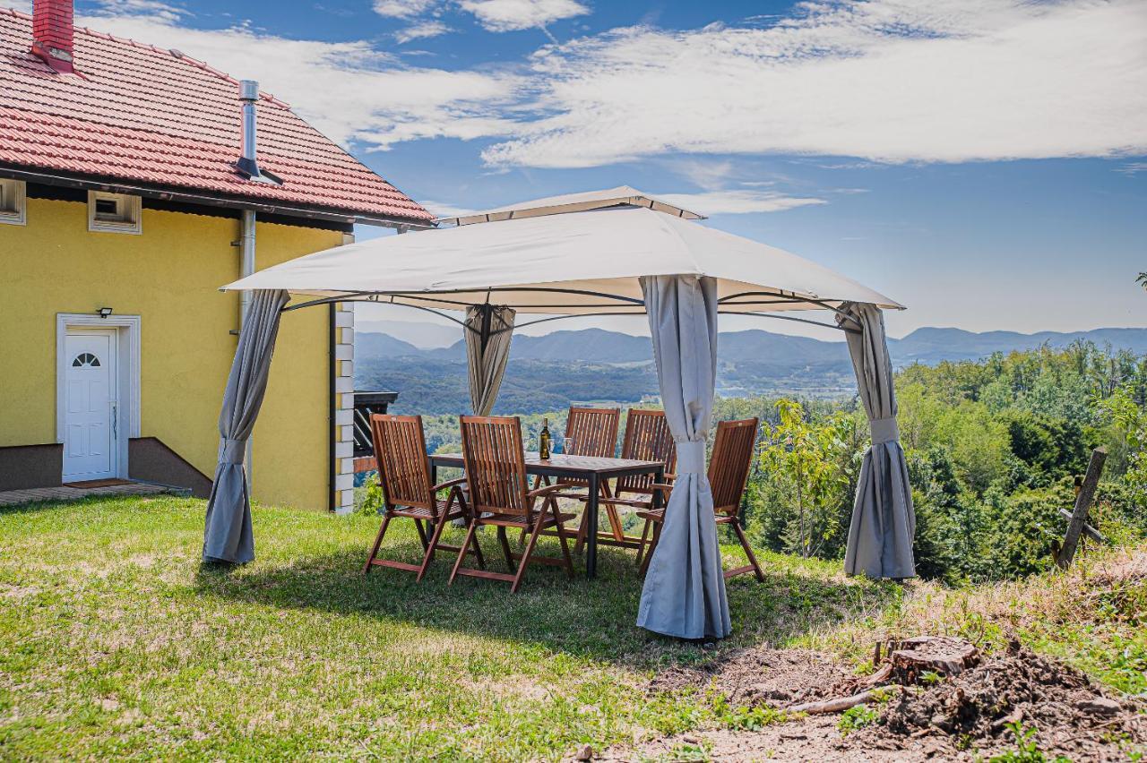 Eko Pony Ranch Ogrizek Apartment Podcetrtek Bagian luar foto