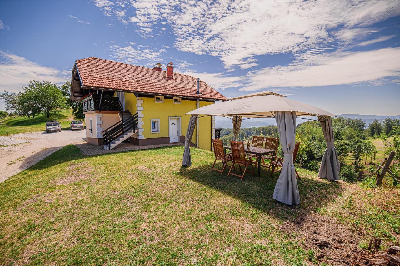 Eko Pony Ranch Ogrizek Apartment Podcetrtek Ruang foto